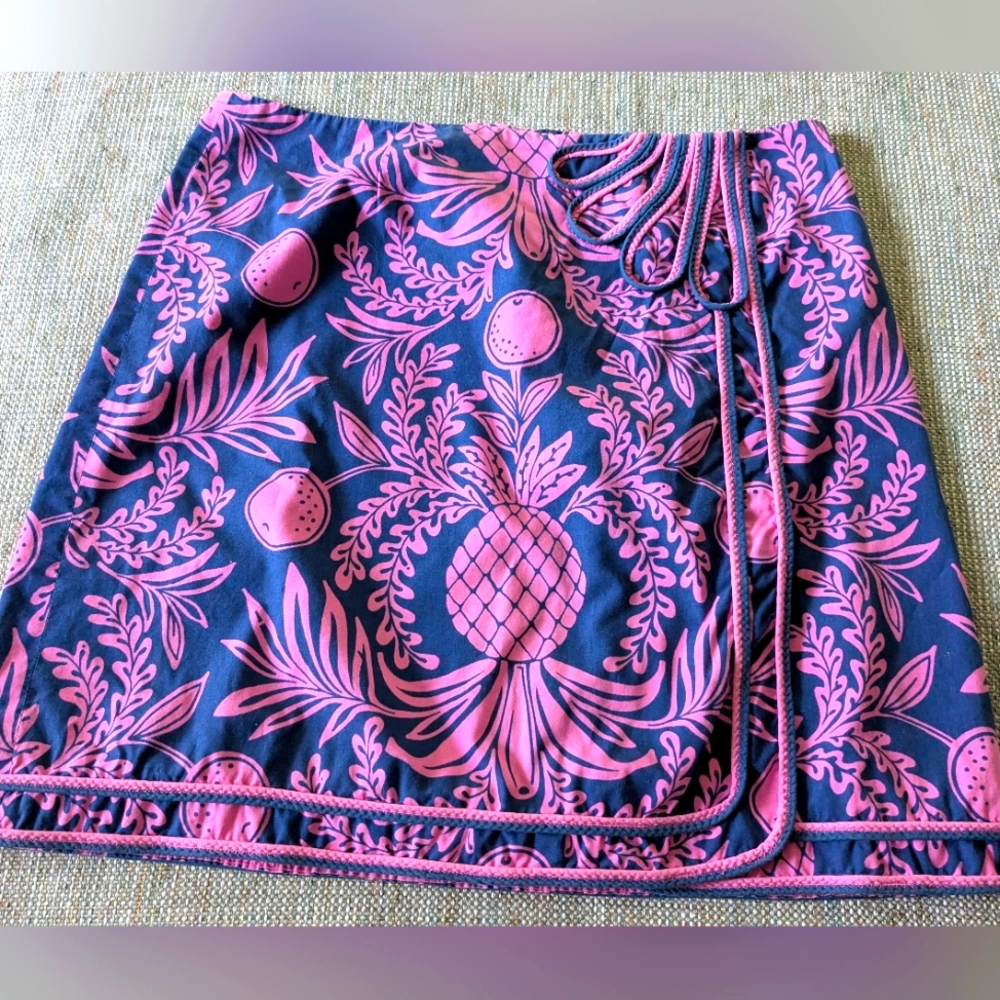 Lilly Pulitzer White Label Pineapple Wrap Front Embroidered Skirt Sz 4